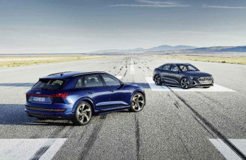 2022 Audi e-tron S  2022 Audi e-tron S Sportback