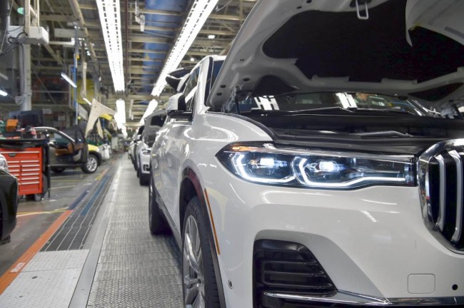 2019 BMW X7. Конвейер завода в Спартанбурге, США