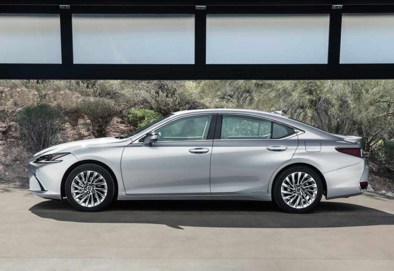 2022 Lexus ES