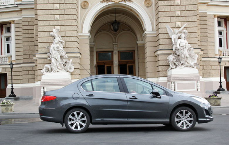 2012 Peugeot 408