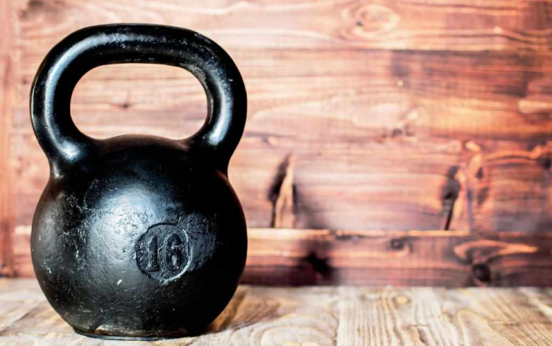  16  (: GoodFon - https://www.goodfon.ru/miscellanea/wallpaper-kettlebell-gym-wall-metal-crossfit.html )