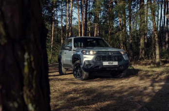 Lada Niva Travel