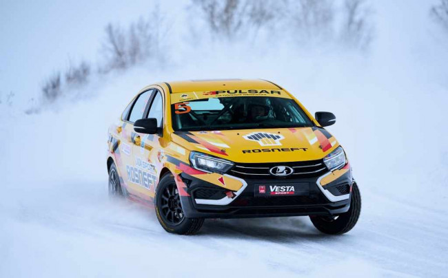 Lada Iskra  Lada Sport ROSNEFT  27-  