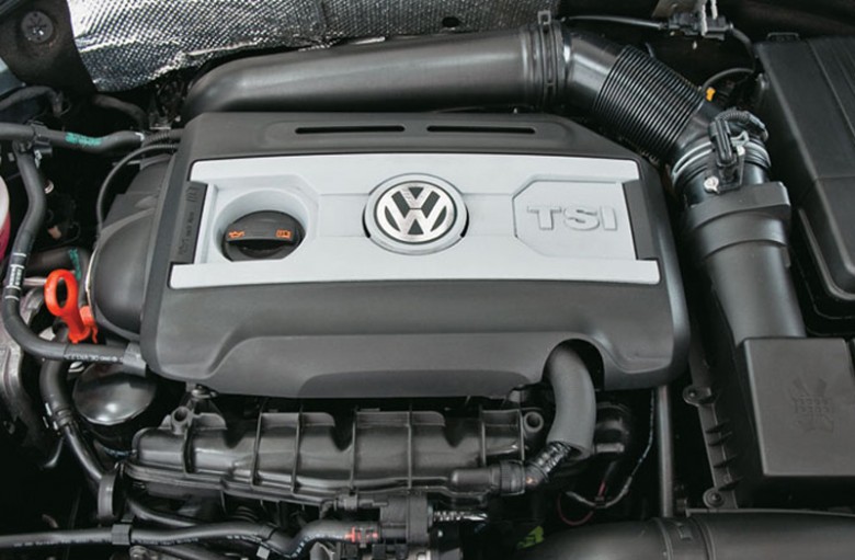 Бензиновые двигатели volkswagen. Cawa 2.0 TSI. Двигатель Cawa 2.0 TSI. Мотор от Audi RS В VW Tiguan. Двигатель 2.0 TSI фото.